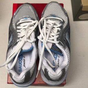 Saucony Grid Jazz 11 running shoe